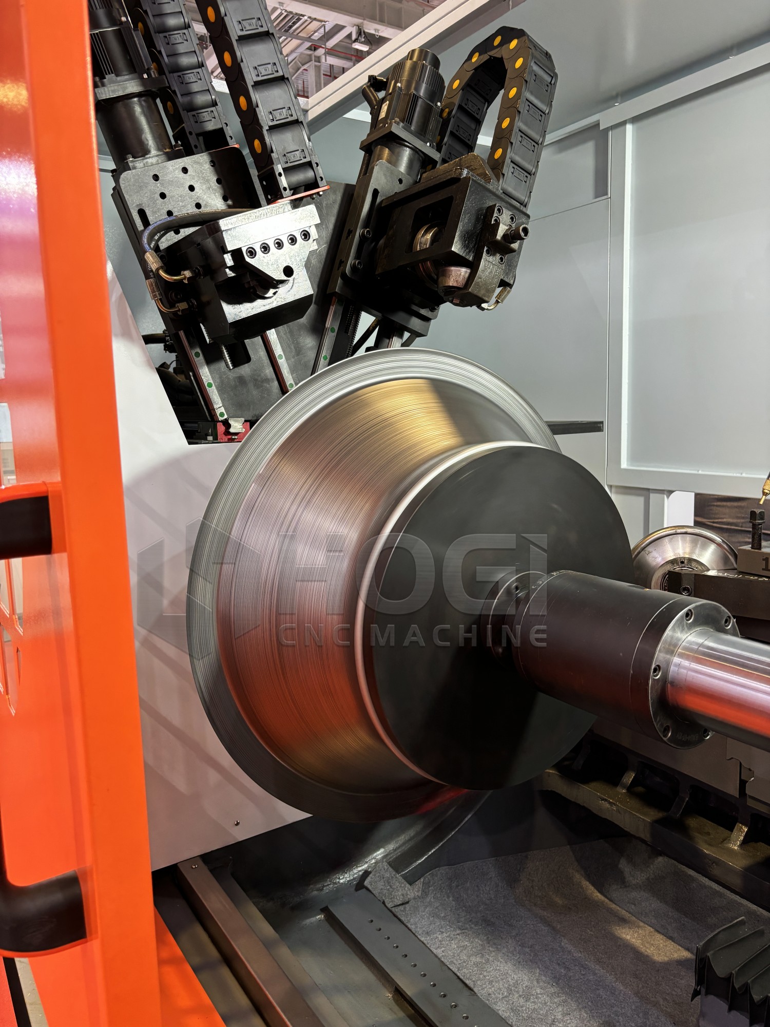 cnc spinning machine